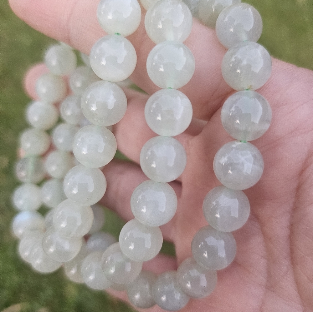 (1) sage moonstone bracelet 10mm